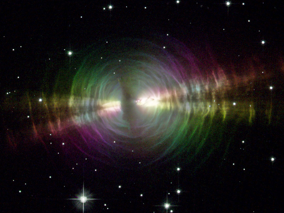 Cygnus: The Egg Nebula - Costellazione del Cigno: Egg, nebulosa protoplanetaria 