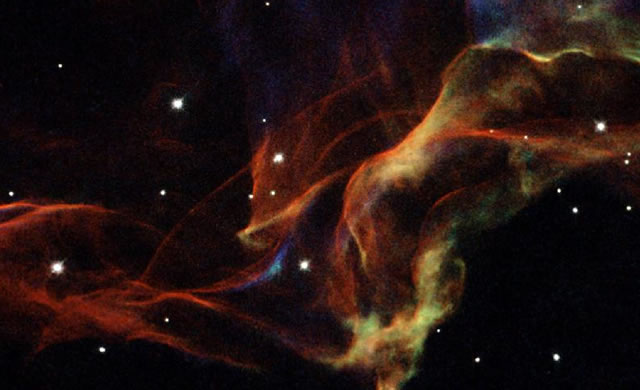 Cygnus: The beauty of the Veil Nebula - Costellazione del Cigno: la bellezza della Nebulosa Velo