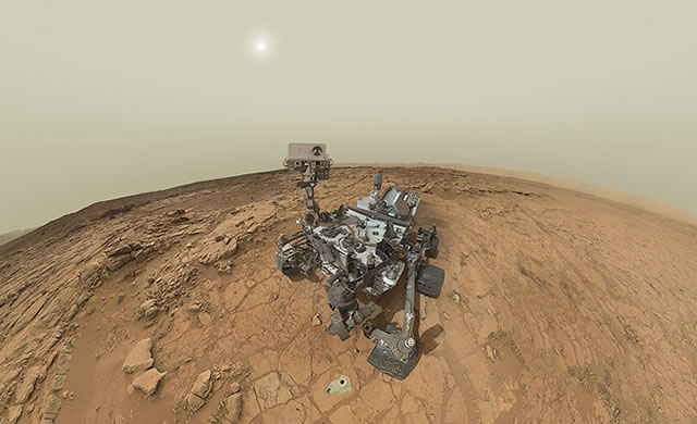 Marte: Autoritratto di Curiosity nel panorama marziano - Curiosity Self-Portrait Panorama 