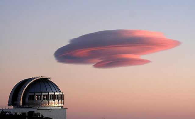Nubi Lenticolari - Lenticular clouds