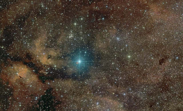 Costellazione del Cigno: Stella Supergigante Sadr - Gamma Cygni - Cygnus Constellation: Supergiant Star Gamma Cygni 