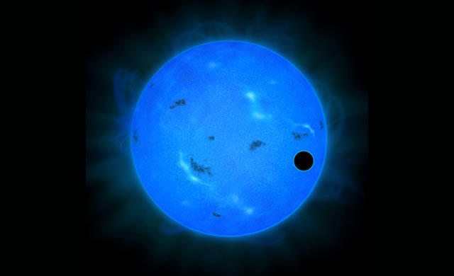 Esopianeta con Luce Blu: Una Super Terra Ricca d'atmosfera d'Acqua - Blue light observations indicate water-rich atmosphere of a super-earth