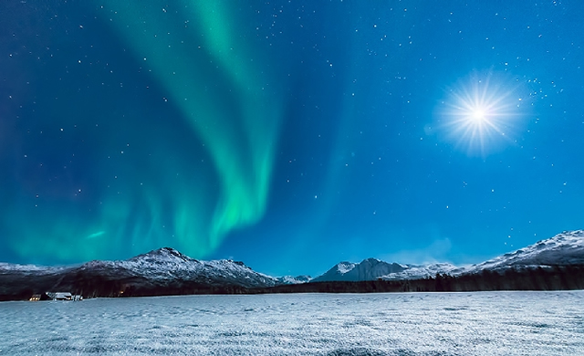 Aurora nel Chiaro di Luna - Auroras In Moonlight 