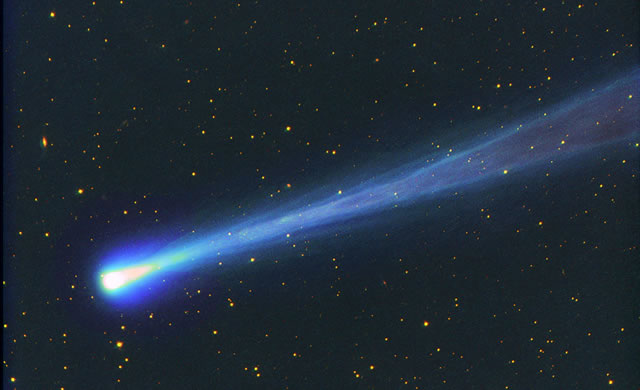 #ISON: Mancano poche ore all'incontro con il Sole - Comet C/2012 S1 ISON Approaches Perihelion