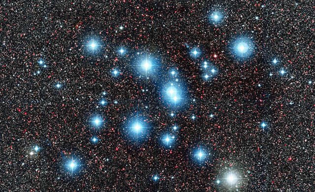 ESO: Diamanti nella coda dello Scorpione - Diamonds in the Tail of the Scorpion