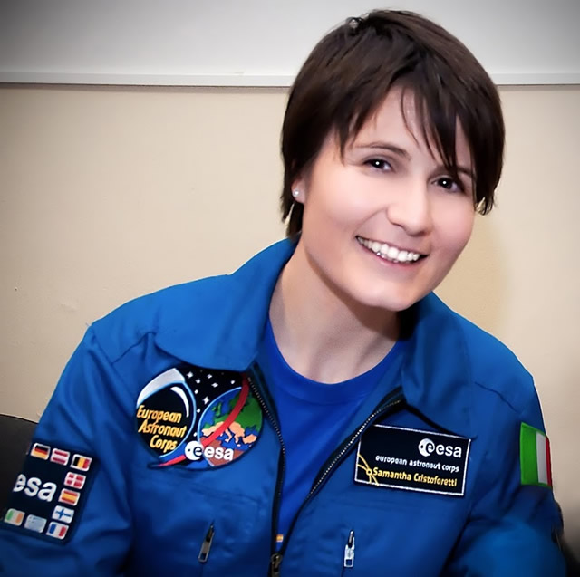 Samantha Cristoforetti : In diretta il volo per la ISS! - Flying to ISS (yes!)