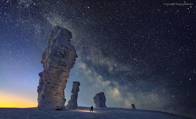 La Via Lattea e i Sette Giganti degli Urali - The Milky Way over the Seven Strong Men Rock Formations 