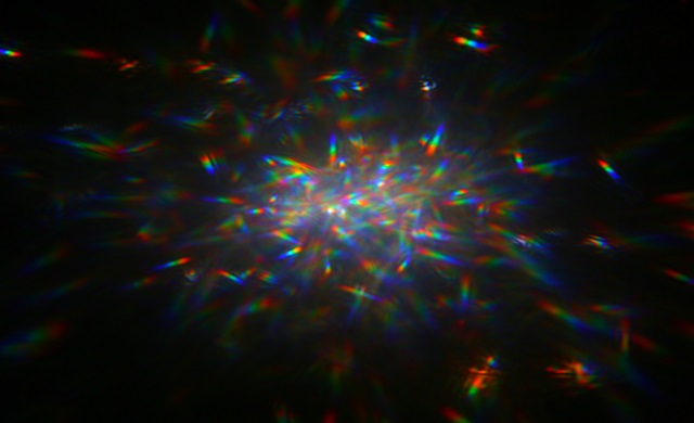 Nasa: Glitter per fotografare nuovi mondi! - Glitter Cloud May Serve as Space Mirror