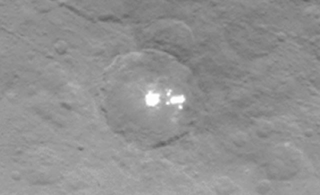 Cerere: Nuove Immagini degli Spots Luminosi - Ceres Animation Showcases Bright Spots